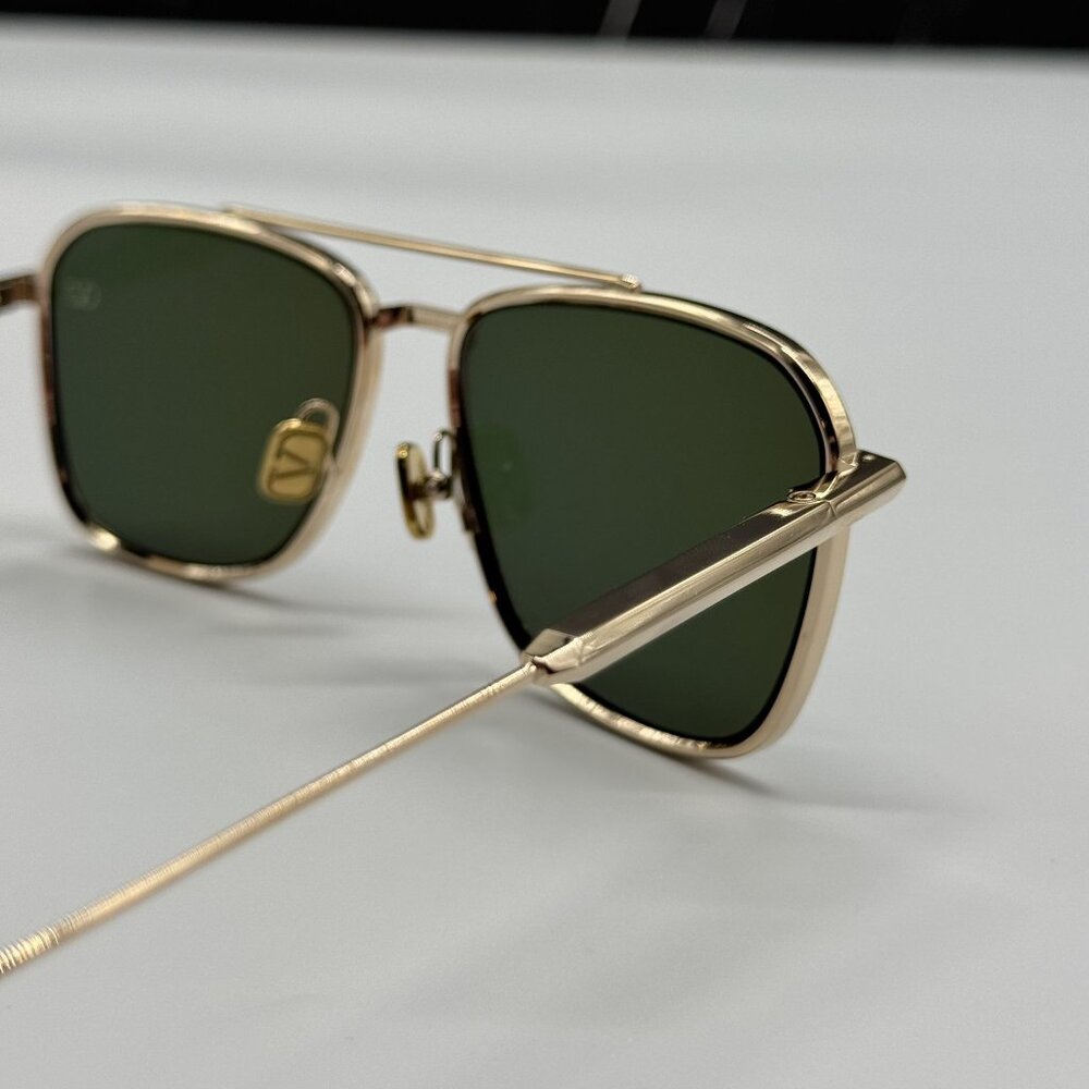 NEW VALENTINO VLS-168A GOLD GREEN UNISEX SUNGLASSES - Picture 6 of 10